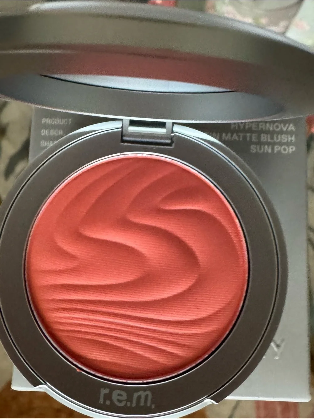 R.E.M. Beauty Ariana Grande Hypernova Satin Matte Blush Sun Pop